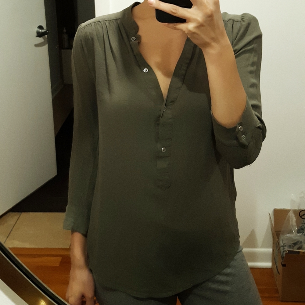 🌻 H&M | Olive Army Green Viscose Blouse - Picture 5 of 6
